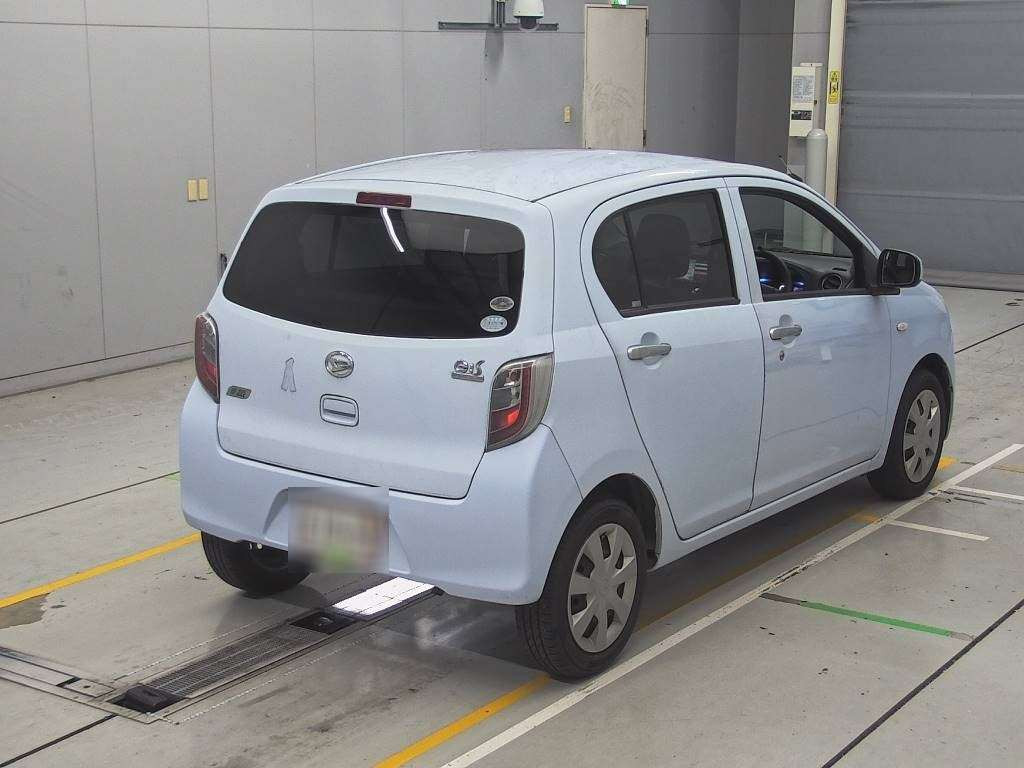 2011 Daihatsu Mira es LA300S[1]