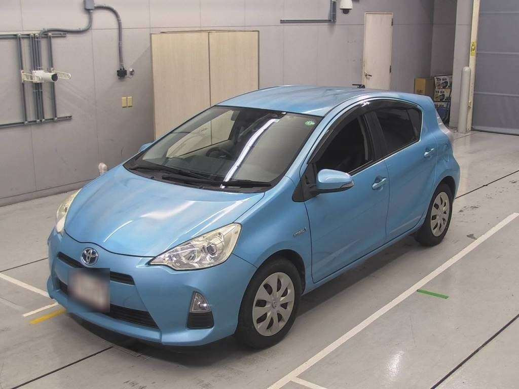 2012 Toyota Aqua NHP10[0]