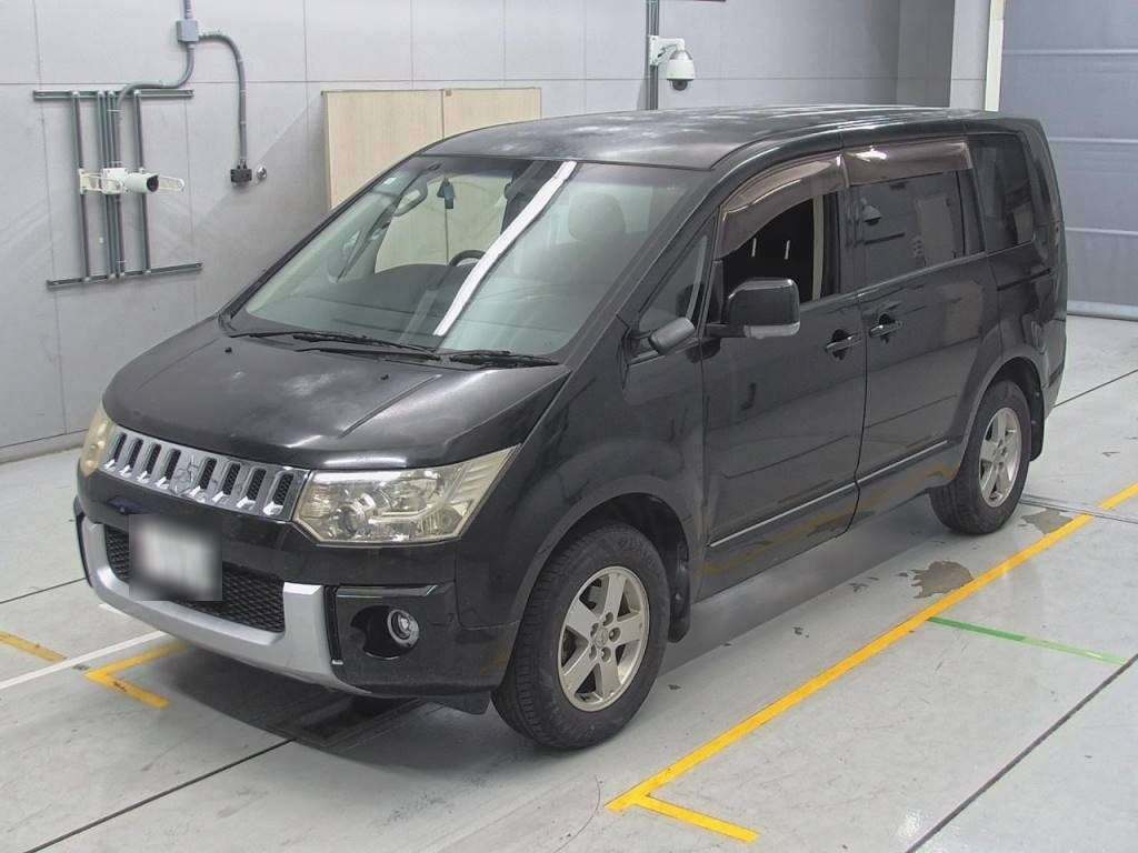 2012 Mitsubishi Delica D5 CV2W[0]