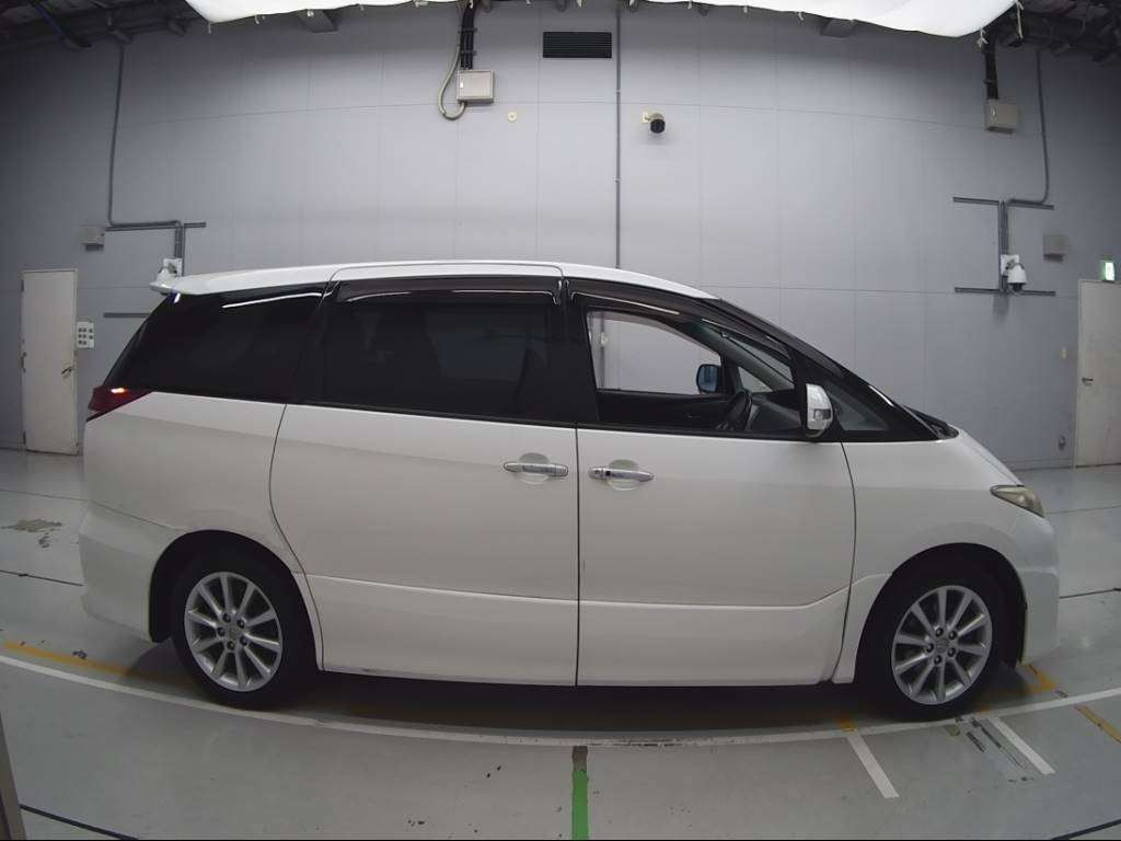 2009 Toyota Estima ACR50W[2]