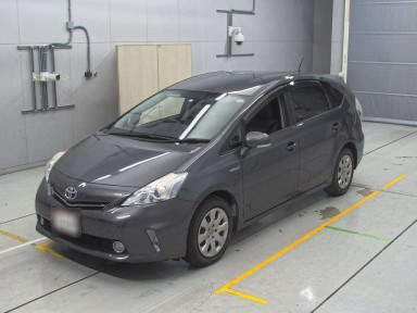 2014 Toyota Prius alpha