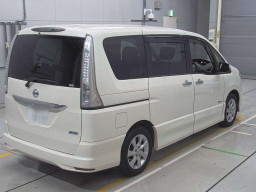 2013 Nissan Serena