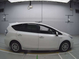 2013 Toyota Prius alpha