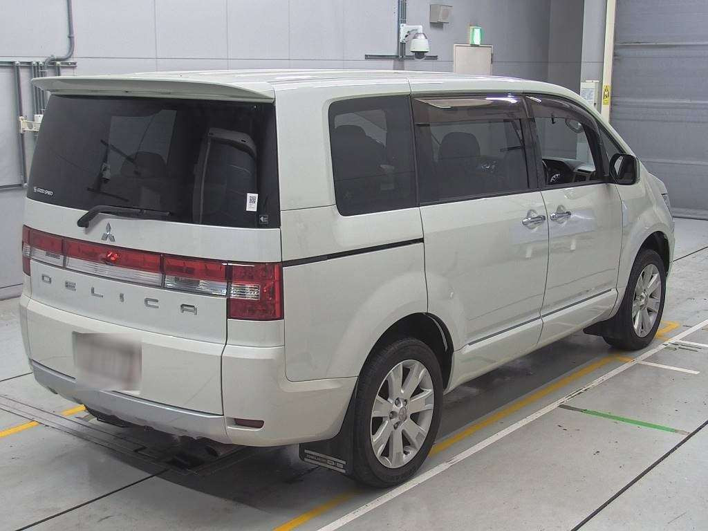 2015 Mitsubishi Delica D5 CV5W[1]