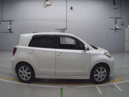 2009 Toyota IST