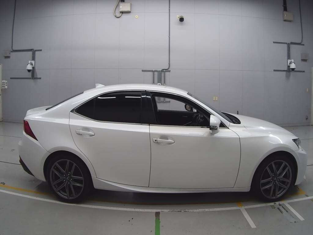 2015 Lexus IS GSE31[2]