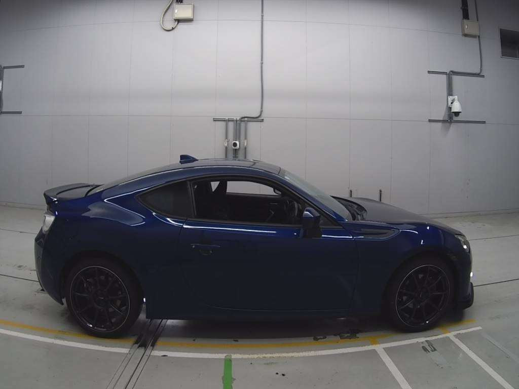 2014 Subaru BRZ ZC6[2]