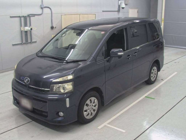 2010 Toyota Voxy