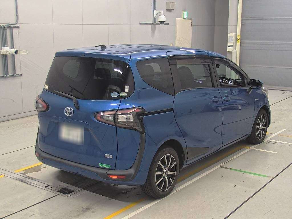 2015 Toyota Sienta NHP170G[1]