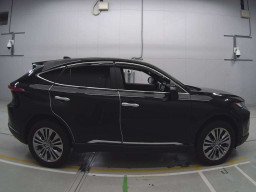 2021 Toyota Harrier Hybrid