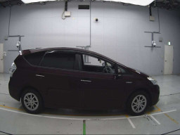 2014 Toyota Prius alpha