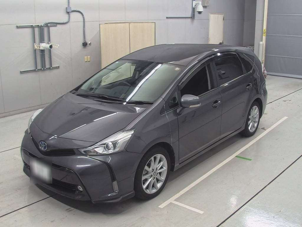 2020 Toyota Prius alpha ZVW41W[0]