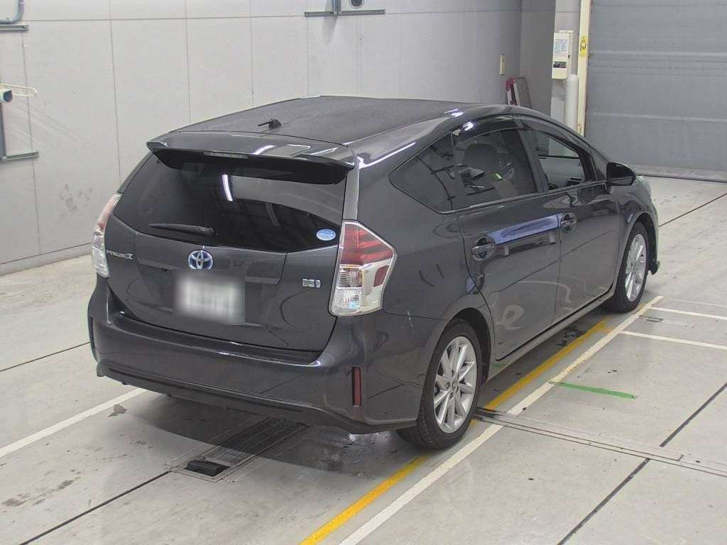 2020 Toyota Prius alpha ZVW41W[1]