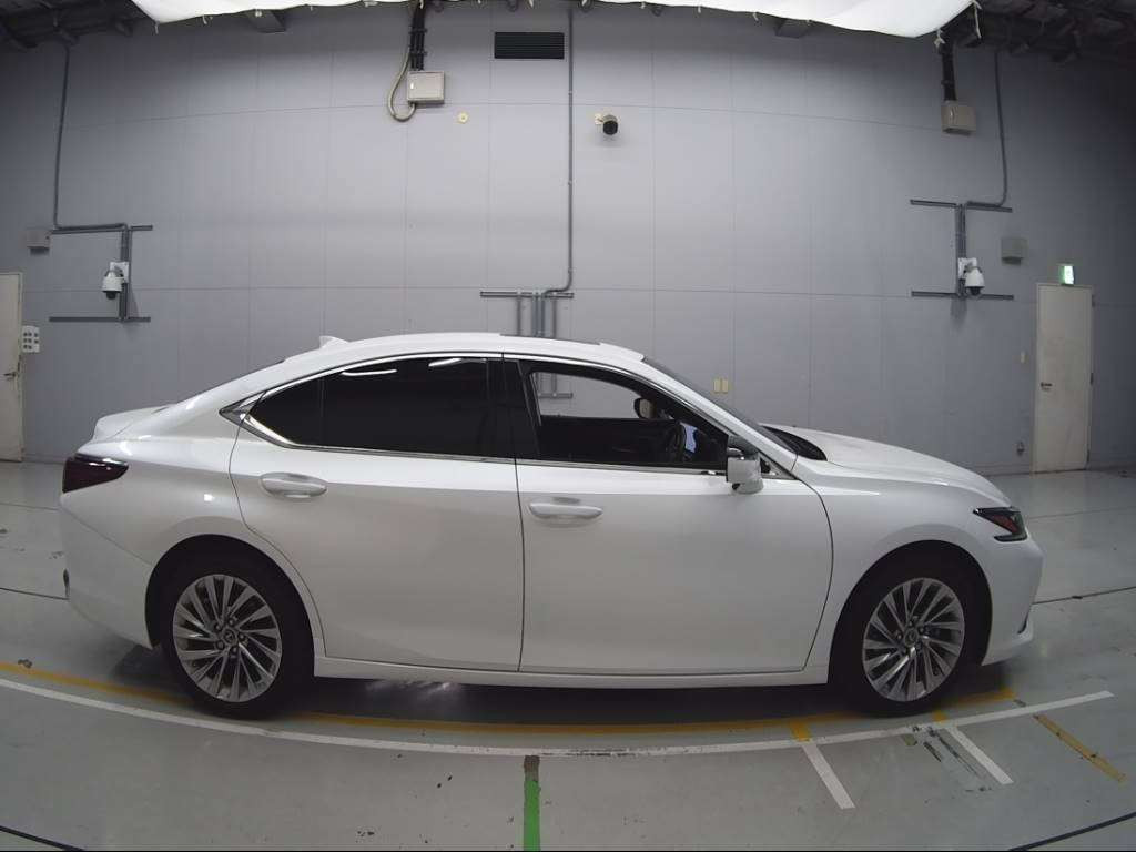 2023 Lexus ES AXZH11[2]