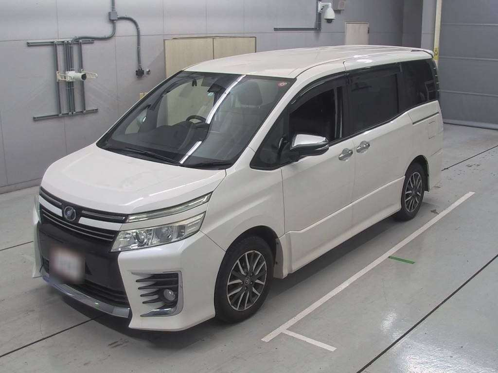 2016 Toyota Voxy ZRR80W[0]