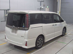 2019 Toyota Noah