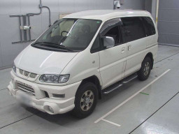 2005 Mitsubishi Delica Spacegear