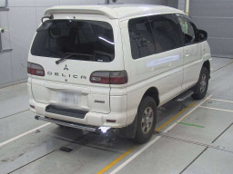 2005 Mitsubishi Delica Spacegear