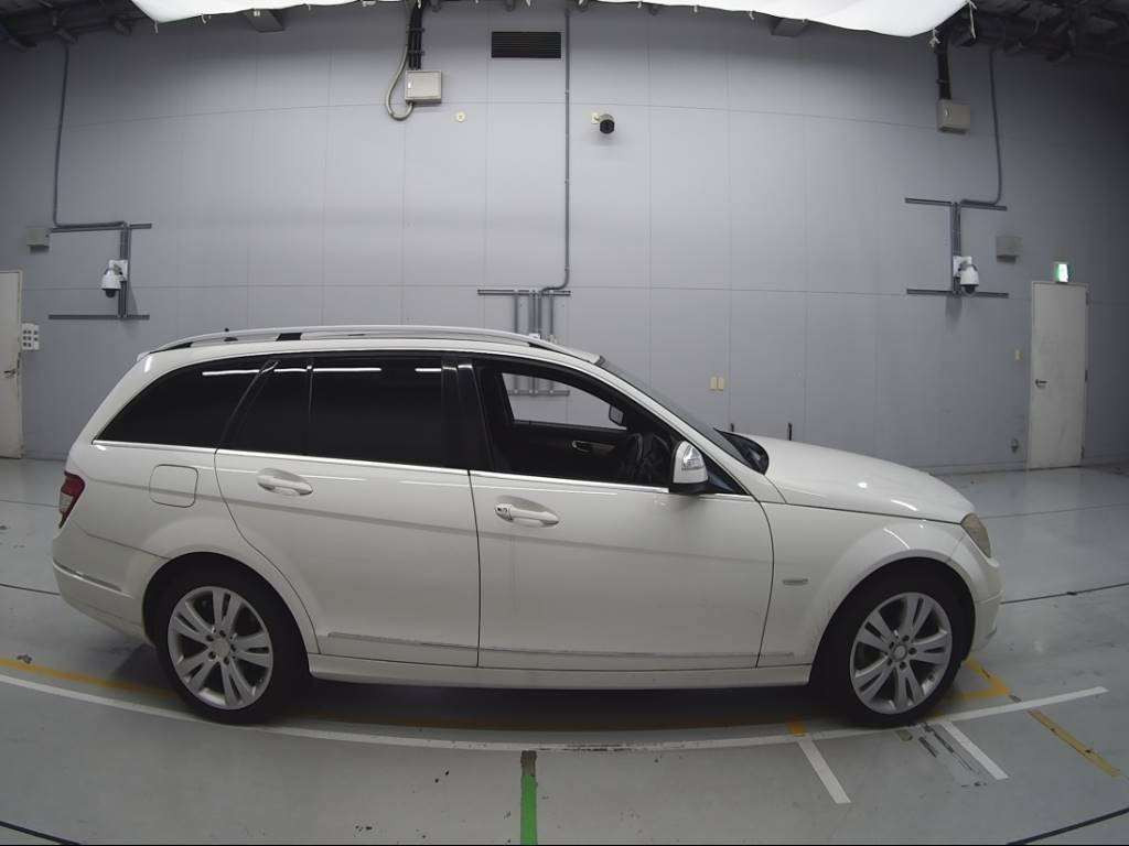 2009 Mercedes Benz C CLASS STATION WAGON 204241[2]