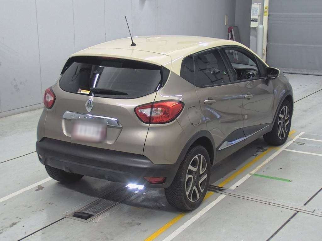 2016 Renault Captur 2RH5F[1]