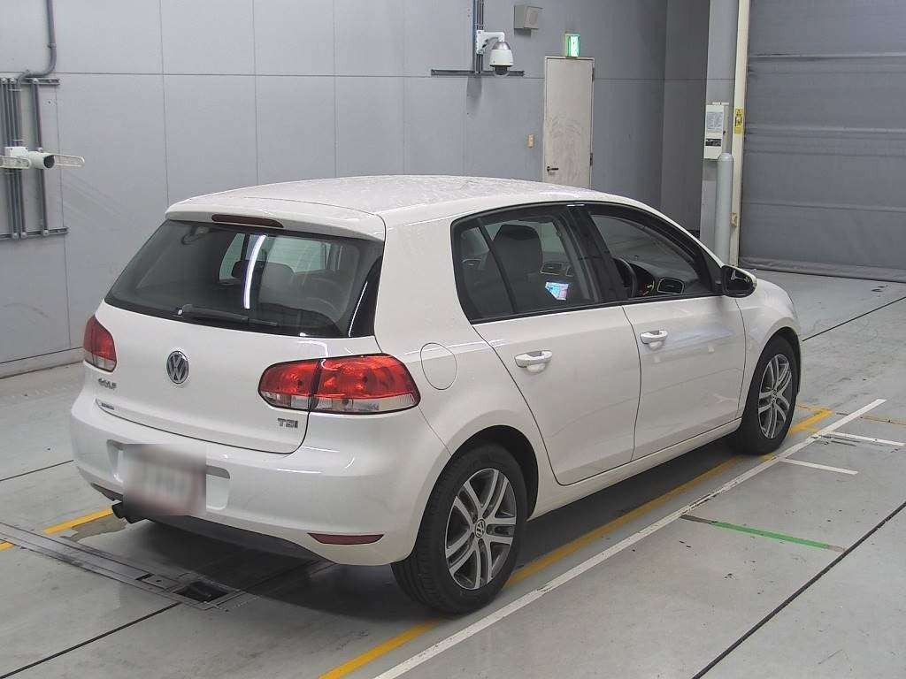 2009 Volkswagen Golf 1KCAX[1]