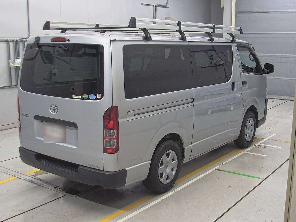 2018 Toyota Hiace Van GDH201V[1]