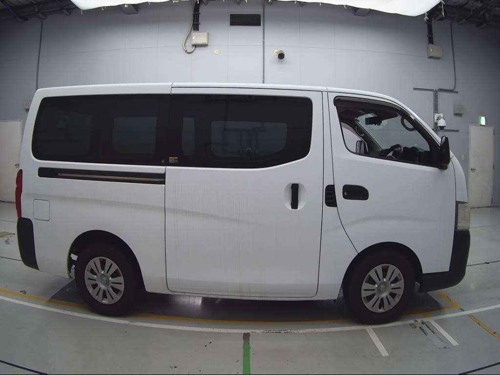 2015 Nissan NV350 CARAVAN VAN VW2E26[2]