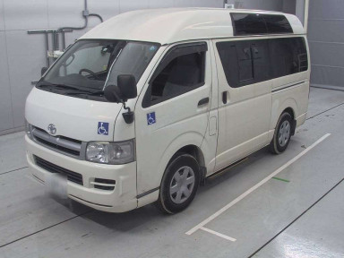 2005 Toyota Hiace Van