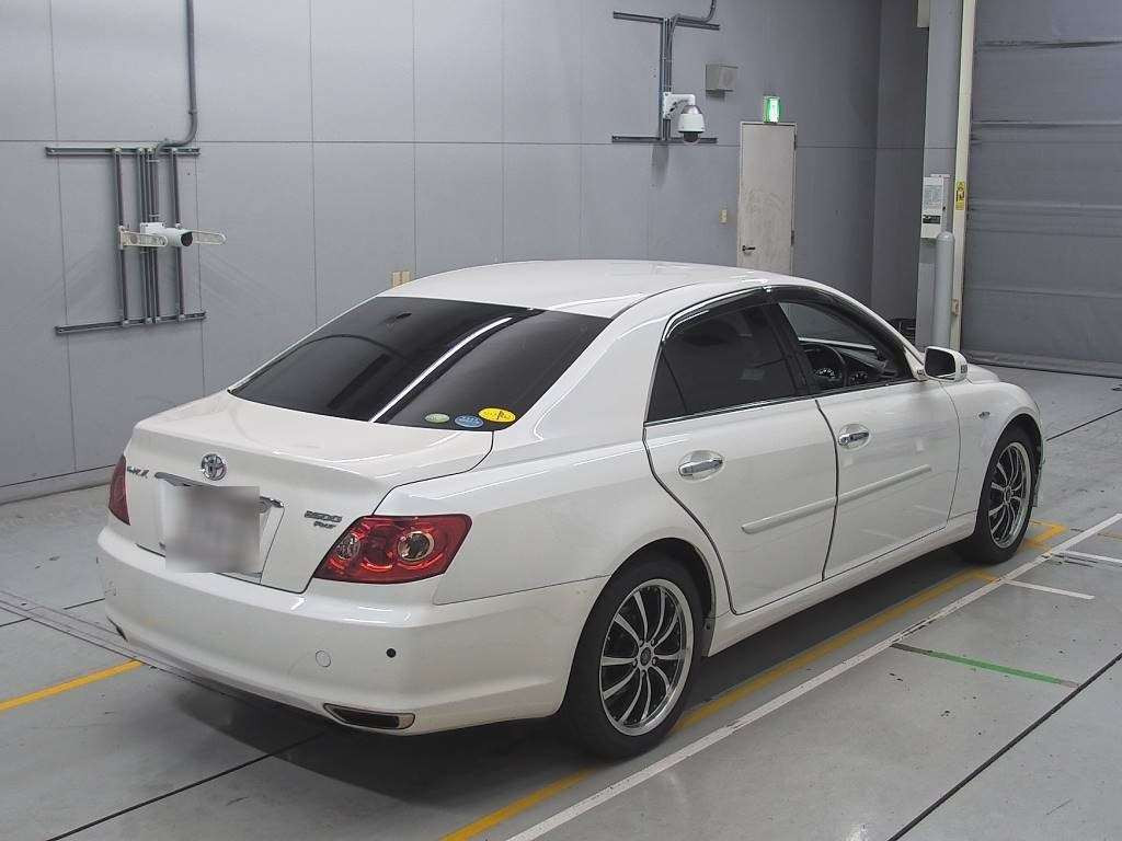 2005 Toyota Mark X GRX125[1]