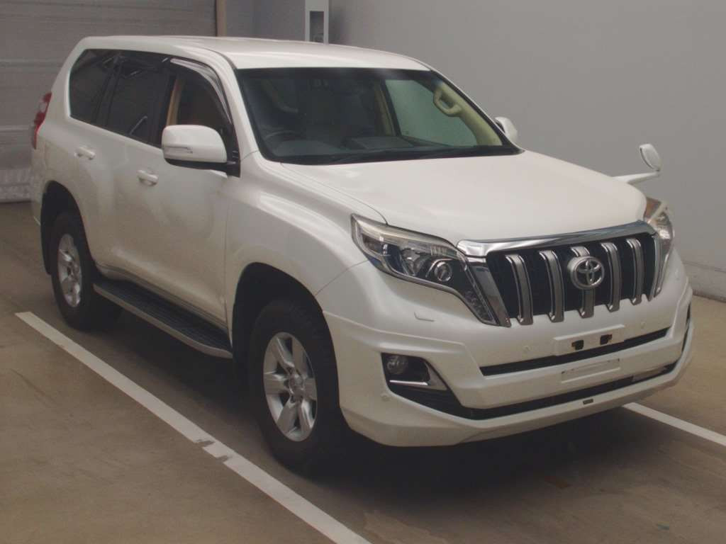 2015 Toyota Land Cruiser Prado GDJ150W[2]