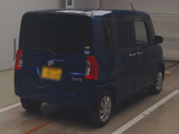 2018 Daihatsu Tanto