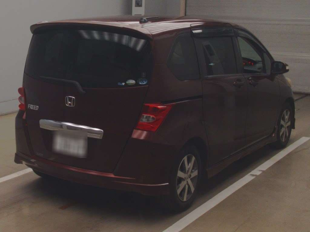 2010 Honda Freed GB3[1]