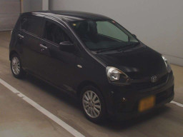 2016 Daihatsu Mira es