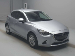 2019 Mazda Demio