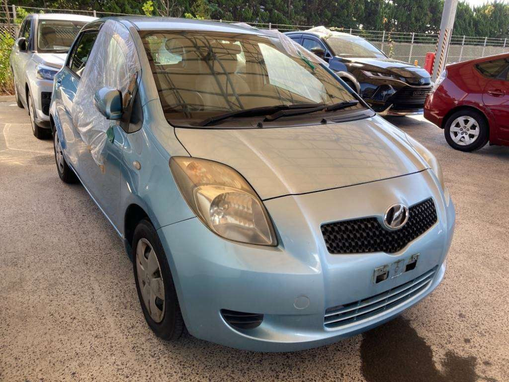 2007 Toyota Vitz SCP90[2]