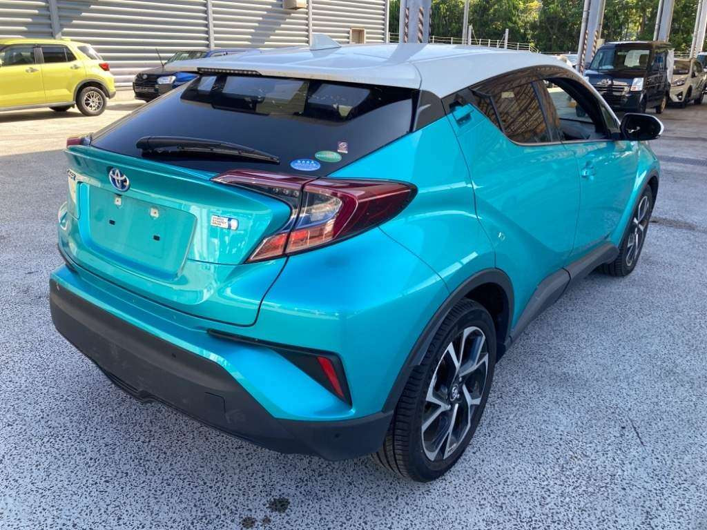 2019 Toyota C-HR ZYX10[1]