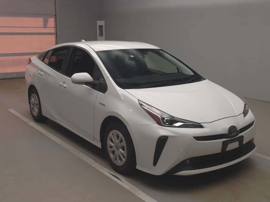 2020 Toyota Prius ZVW51[2]