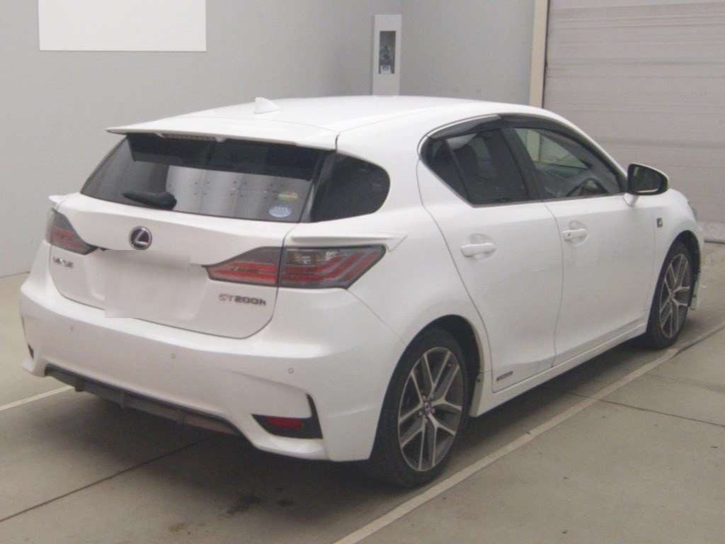 2016 Lexus CT ZWA10[1]