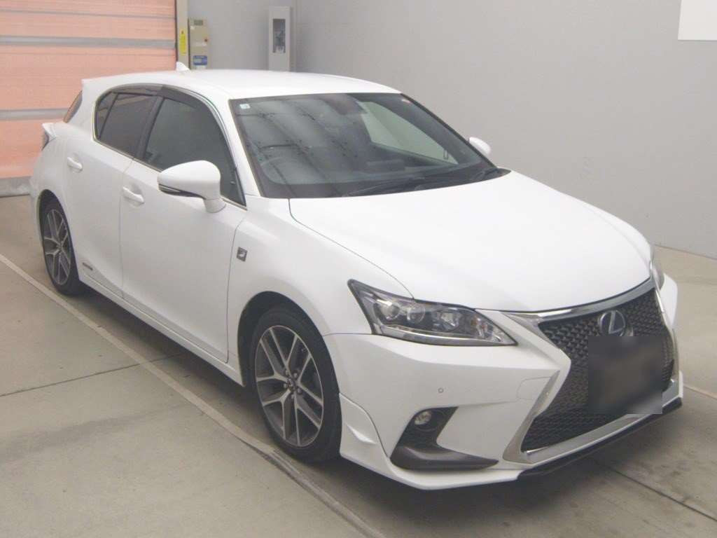 2016 Lexus CT ZWA10[2]