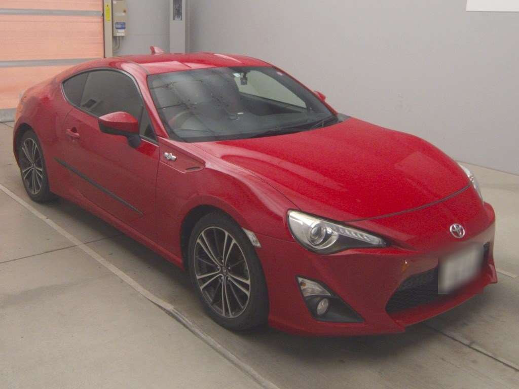 2012 Toyota 86 ZN6[2]