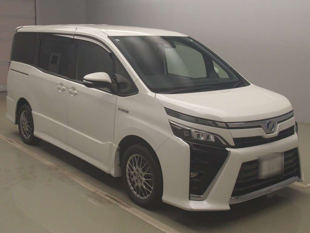 2017 Toyota Voxy ZWR80W[2]