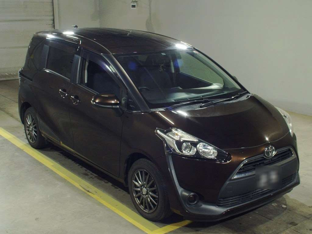 2015 Toyota Sienta NSP170G[2]