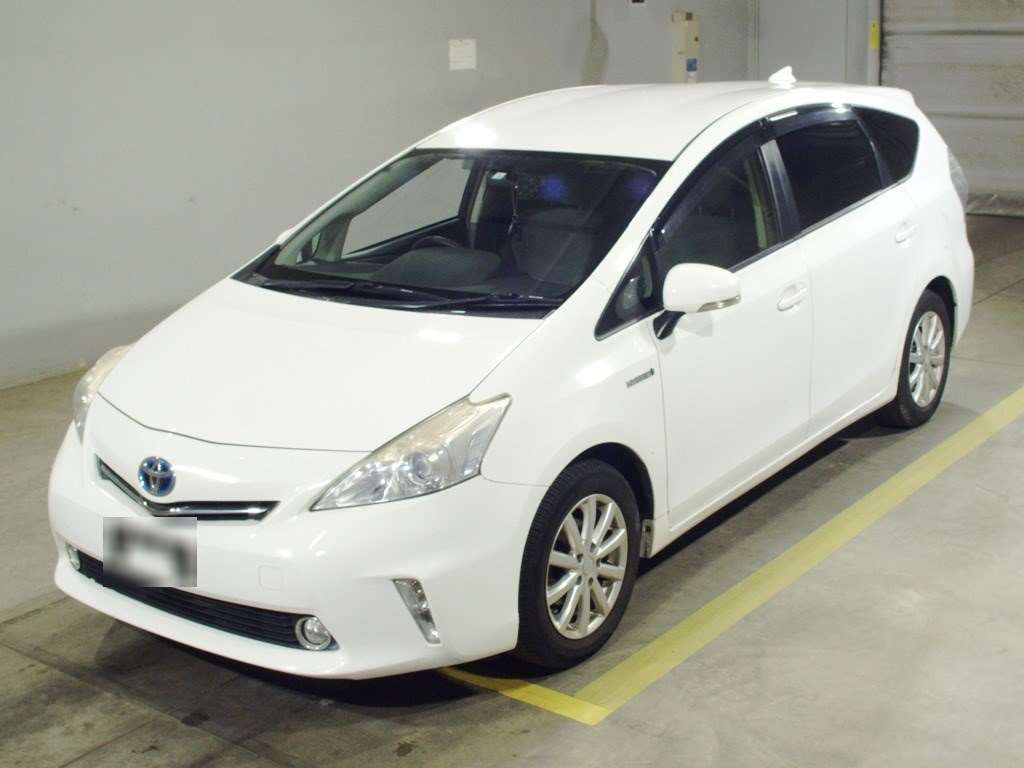 2012 Toyota Prius alpha ZVW41W[0]