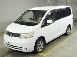 2005 Nissan Serena