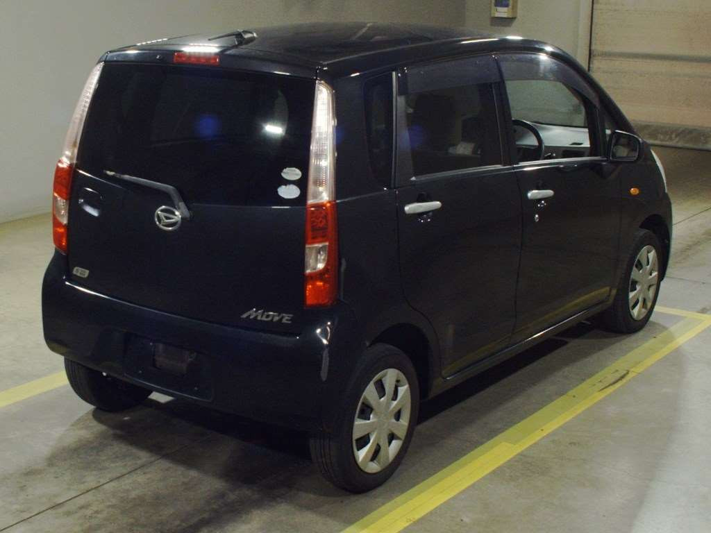 2011 Daihatsu Move LA110S[1]