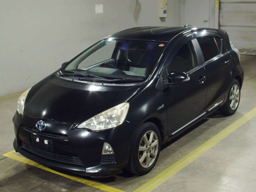 2012 Toyota Aqua NHP10[0]