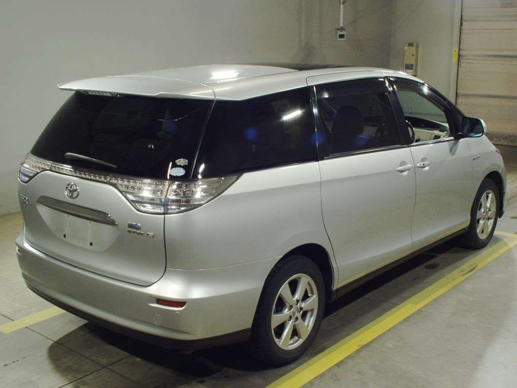 2006 Toyota Estima Hybrid AHR20W[1]