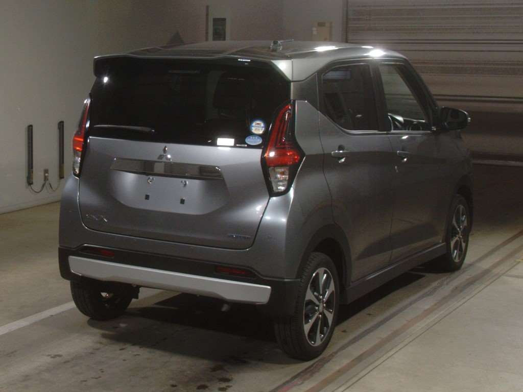 2019 Mitsubishi eK X B38W[1]