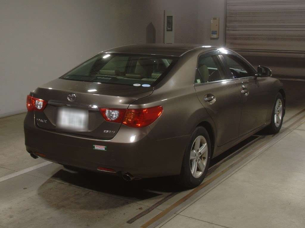 2010 Toyota Mark X GRX130[1]