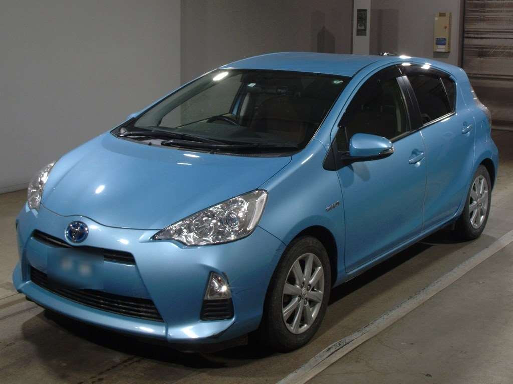 2014 Toyota Aqua NHP10[0]